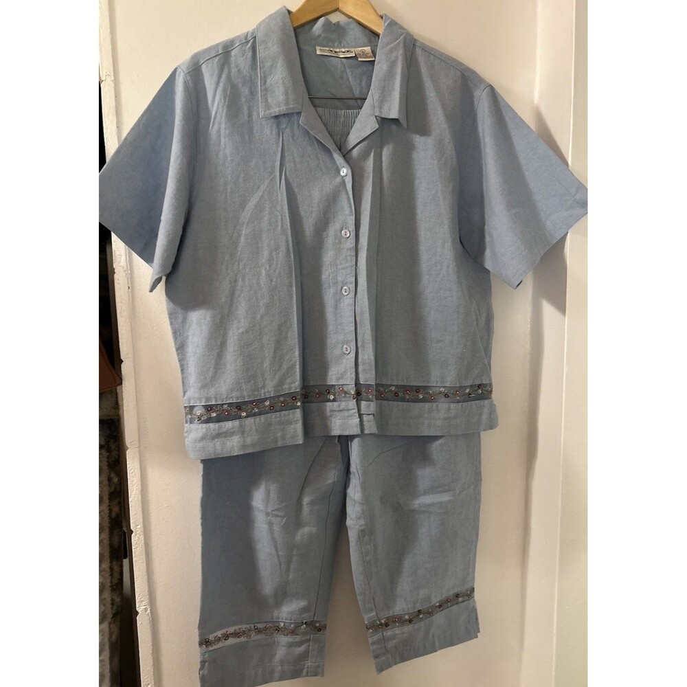 Allison Whitmore Blue Embroidered Blouse Capri Set Size L W/ Tags 100% Cotton